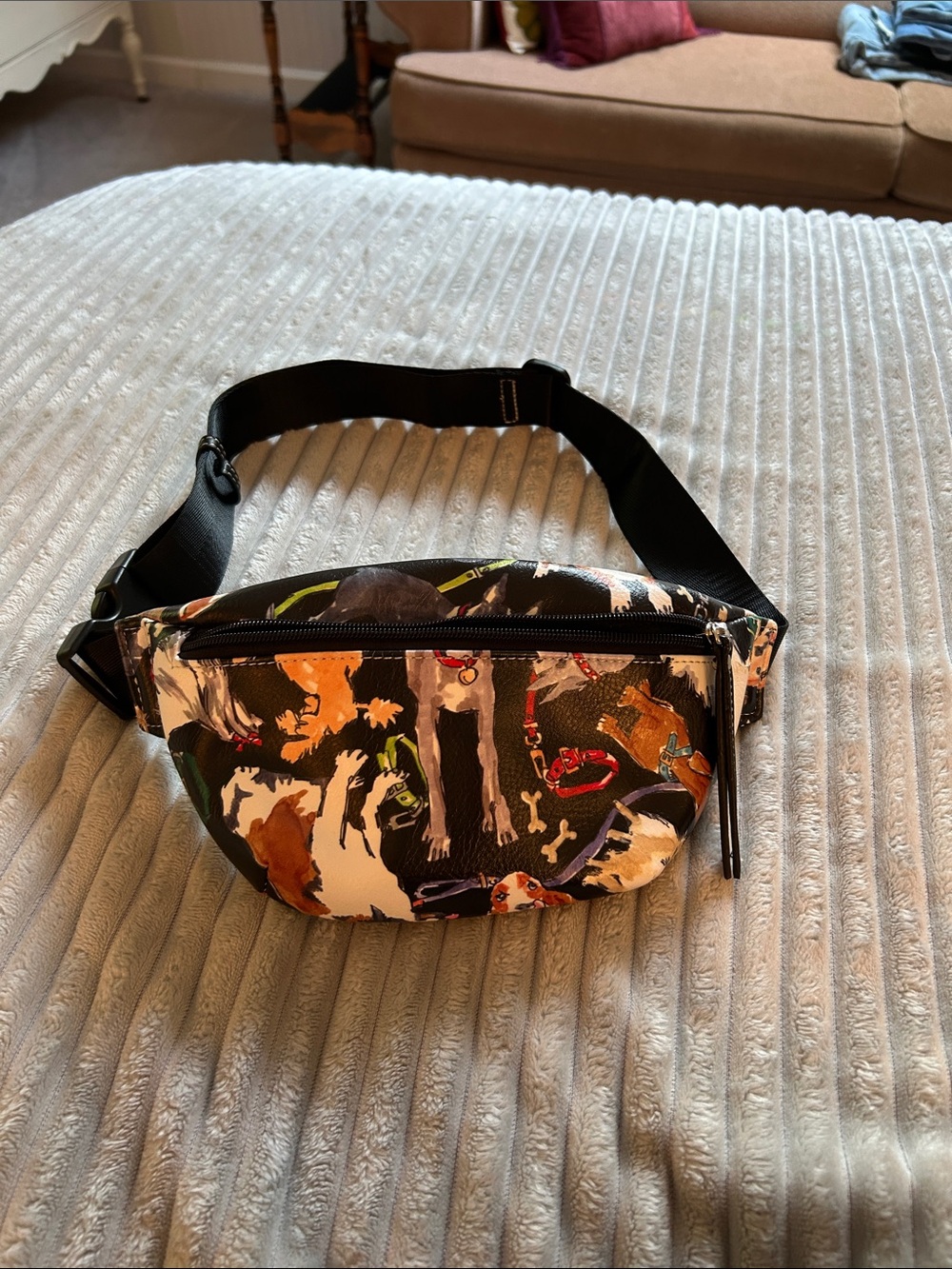 Black Dog-Print Men’s Waist Bag with Adjustable Strap